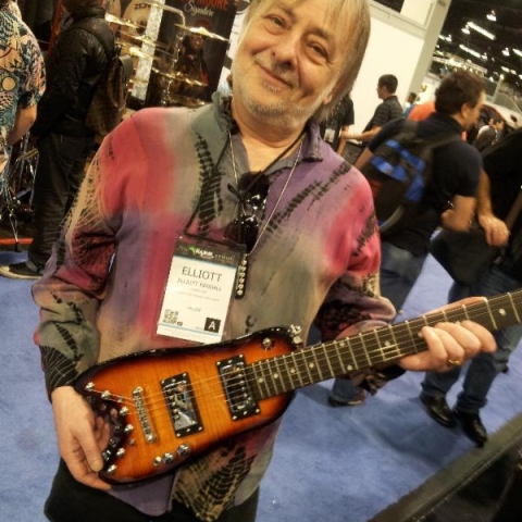 Elliott Randall with his Strobel Travel Guitar at NAMM 2014