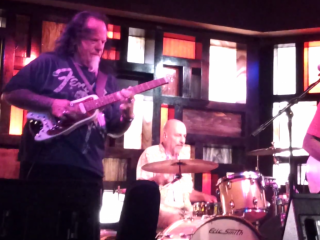Smokin' Joe testing out the STROBELCASTER Travel Guitar