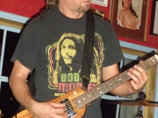 JP Soars Playing KOA Rambler Custom Portable Guitar Dec 2009