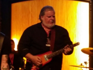 Rey pickin some licks on his Rambler Portable Guitar