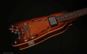 finished-rs-175-travel-guitar