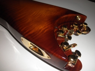 Flamey Maple back on HoneyBurst STROBELCASTER Custom Travel Guitar