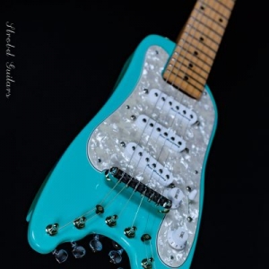 Electric Travel Guitar - STROBELCASTER Plus Daphne Blue